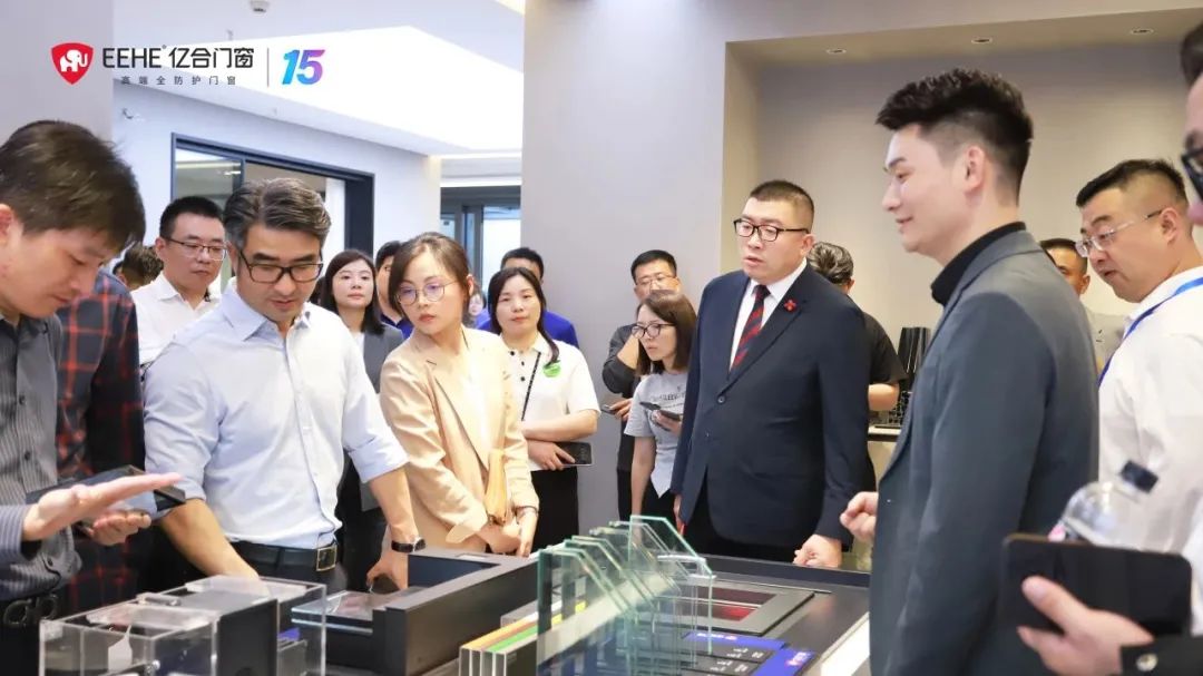 億合門窗攜手百佳聯盟共創輝煌 億合門窗攜手百佳聯盟共創輝煌