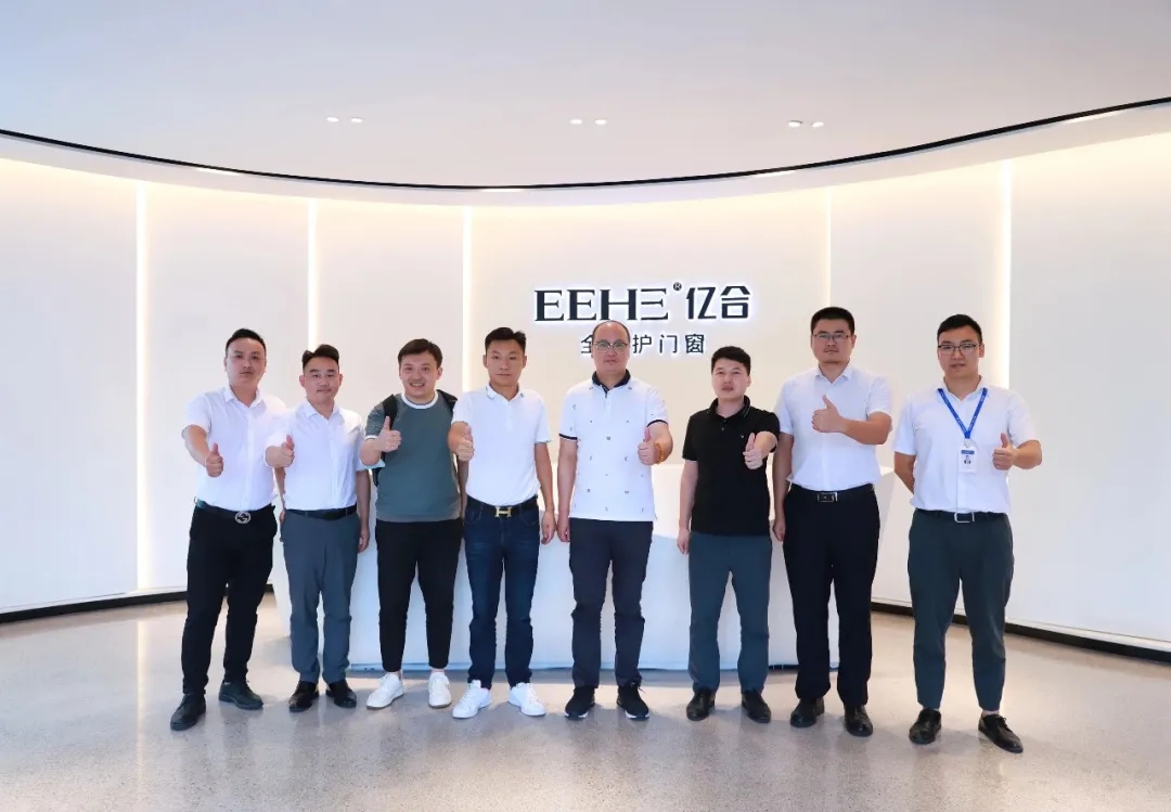 熱烈歡迎紅星美凱龍領導到訪億合門窗總部 熱烈歡迎紅星美凱龍領導到訪億合門窗總部